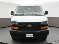 Powerful and dependable 4.3L V6 engine with 276 hp and 298 lb-ft of torque, paired with an 8-speed a... (image 1)