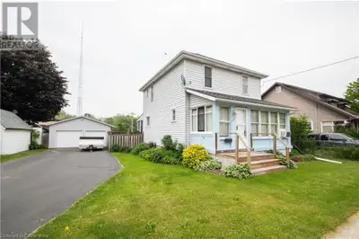 Welcome to this charming, well-maintained 2-storey home located within walking distance to downtown...
