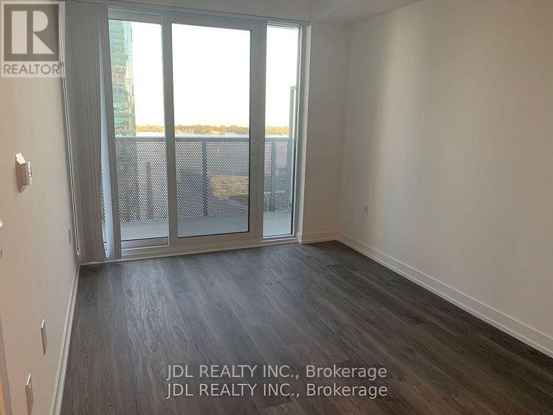 3310 - 55 COOPER STREET Toronto (Waterfront Communities), Ontari 5