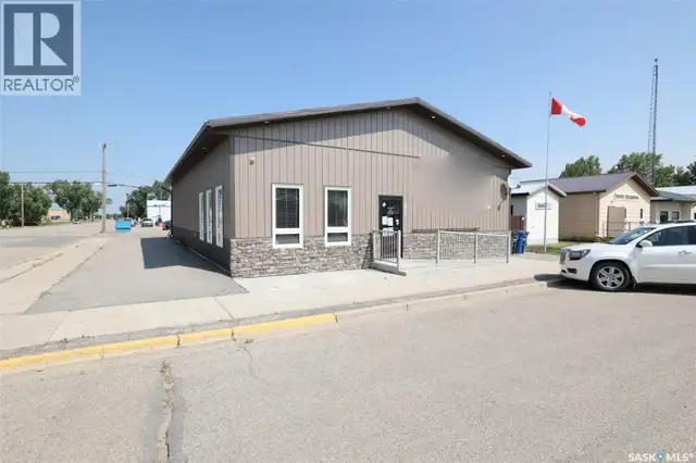 200 Main STREET Avonlea, Saskatchewan in Commercial & Office Space for Sale in Moose Jaw - Image 10