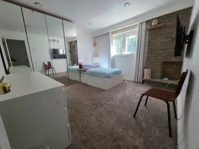 VERY QUIET, VERY CLEAN UPSTAIRS 2 ROOMS WITH A WINDOW FOR RENT IN SCARBOROUGH, FULLY FURNISHED WITH...