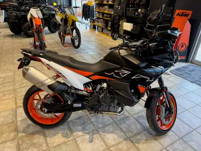 2.99% APR FOR 60 MONTHS OR $1250 OFF OFFER GOOD TILL APRIL 30 2025 Engine Type: Parallel Twin Displa...