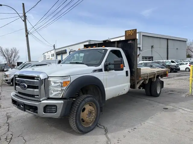 2012 Ford Super Duty F-450 DRW AVEC PLATE FORME