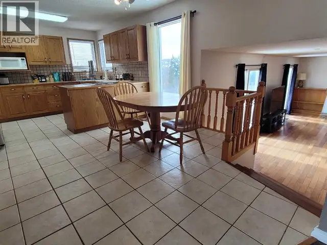 7110 99A Street Peace River, Alberta in Houses for Sale in Grande Prairie - Image 12