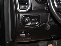 Used | RAM | 1500 | 2019 | Laramie | Black | Crew Cab | 4x4 The 2019 RAM 1500 Laramie 4x4 Crew Cab i... (image 7)