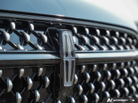 Cooled Seats, Leather Seats! This 2025 Lincoln Nautilus blends an elegant exterior with astounding d... (image 9)