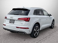 This Audi Q5 boasts a Intercooled Turbo Gas/Electric I-4 2.0 L/121 engine powering this Automatic tr... (image 4)