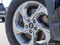 The advertised vehicle price is based on a promotional finance offer. Customers who purchase the veh... (image 5)