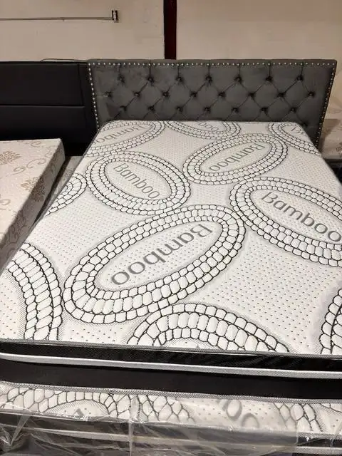King Mattress / Queen Mattress | Full Mattress | Twin Mattress in Beds & Mattresses in Oshawa / Durham Region - Image 4