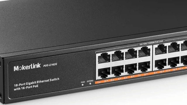 MokerLink 16 Port Gigabit PoE Switch, 2 Gigabit Uplink, 250W IEE in Laptop Accessories in Gatineau