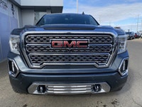 ONE OWNER, Heated and Cooled Front Seats, 360 Camera, Front and Rear Parking Sensors, SUNROOF, Head... (image 6)