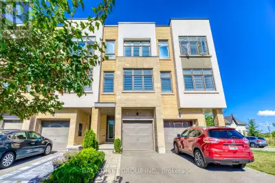 Morden & Stylish Townhouse Beautifully Upgraded Thoughtout! This Stunning Curb Appeal Home Offers Th...