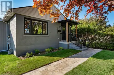 Welcome to 1041 Shepherd's drive in Burlington's highly sought after Aldershot community. This home...