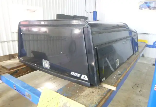 2014 - 2018 GMC Sierra or Chevrolet Silverado 8' Black ARE Cap in Other Parts & Accessories in Kitchener / Waterloo - Image 2