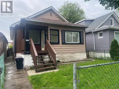 984 ELLROSE Unit# UPPER Windsor, Ontario
