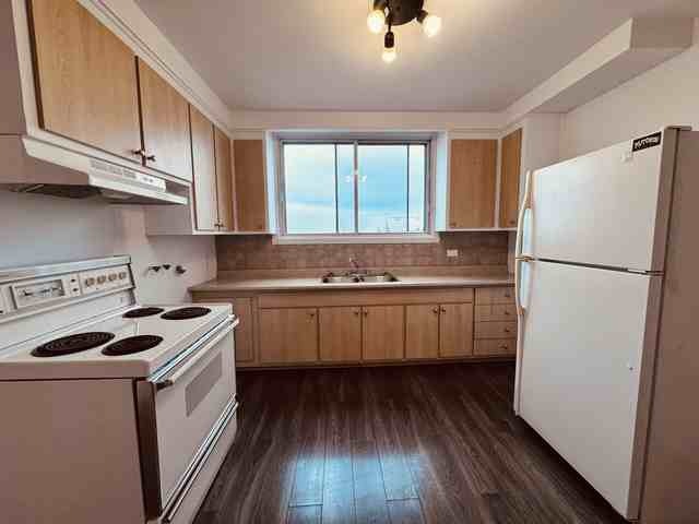 2525 darling apt14 — photo 2