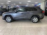 All Wheel Drive,Power Steering,ABS,Brake Assist,4-Wheel Disc Brakes,Tires - Front All-Season,Steel W... (image 6)