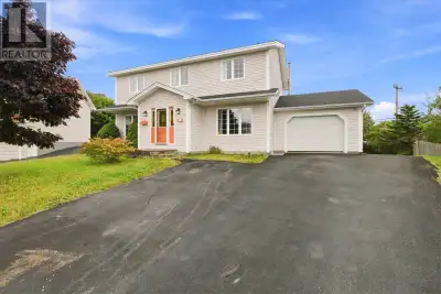 Welcome to 18 Osprey Place, tucked away at the end of a quiet cul-de-sac in the sought-after Trails...