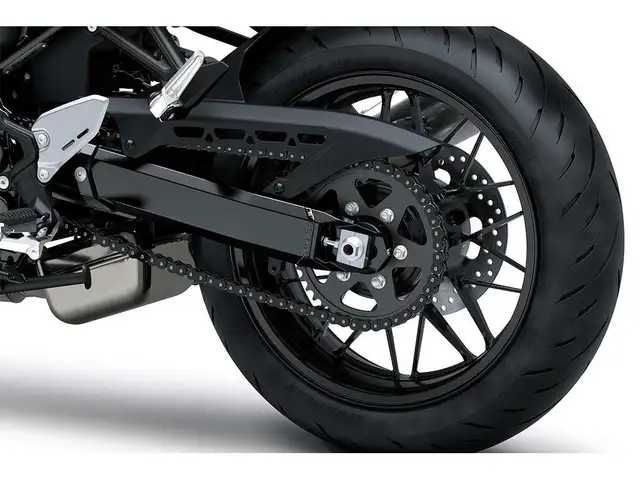 2026 Kawasaki Z900RS in Street, Cruisers & Choppers in Ottawa - Image 4