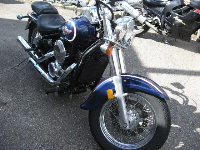 2002 kawasaki vn-800 vulcan parts bike in Other in London - Image 2