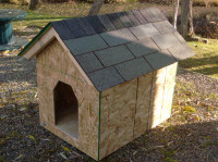 **HEATED** - SUPERIOR QUALITY - BRANDNEW DOGHOUSES