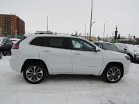 Thanks for viewing our South View Motors Inventory! 74,960KMS IS ALL ON THIS ONE OF A KIND 2019 JEEP... (image 6)