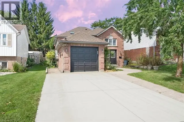 150 BANKSIDE Drive Kitchener, Ontario in Houses for Sale in Kitchener / Waterloo - Image 3