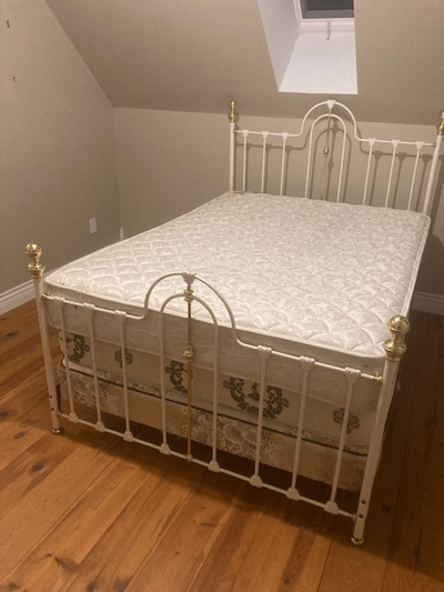 Lit double, View more