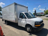 Perfect Auto 16 FT BOX - POWER LIFT GATE - 6.6 L GAS - PRICE IS INCLUDED SAFETY , OIL CHANGE AND YEL... (image 5)