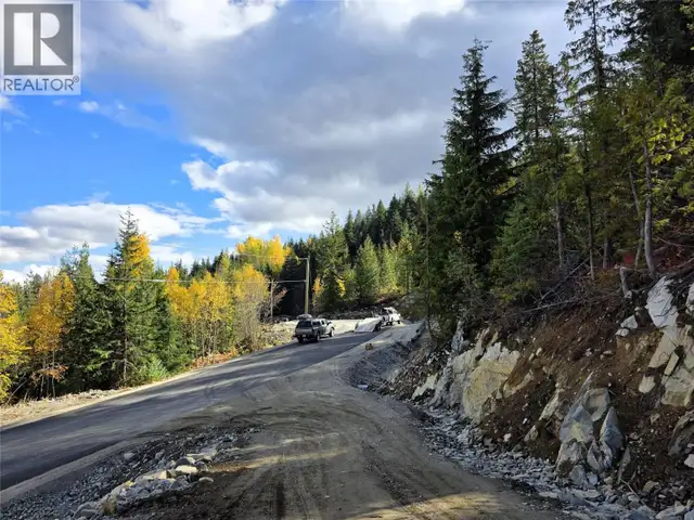 Lot 2 Richie Road Rossland, British Columbia in Land for Sale in Penticton - Image 13