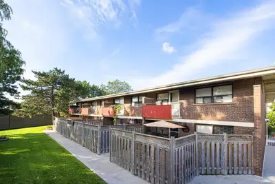 1 Bedroom Townhome for Rent - 201-205 The West Mall
