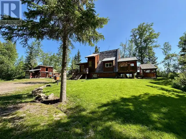 3076 PIDHERNY ROAD Smithers, British Columbia in Houses for Sale in Smithers - Image 2