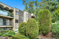 $500 Security Deposit Move in this month and you may qualify for our incentive. Visit our Website: h... (image 4)