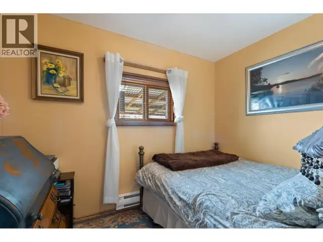 7796 N BRIDGE LAKE ROAD Bridge Lake, British Columbia in Houses for Sale in 100 Mile House - Image 15