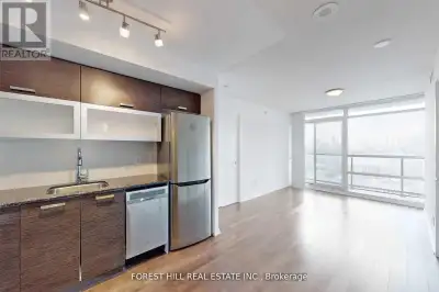 LPH06 - 68 ABELL STREET Toronto (Little Portugal), Ontario