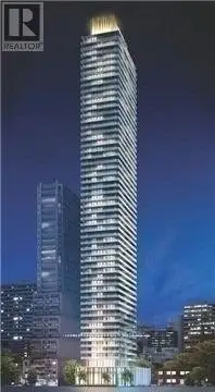 Casa 2 Bloor/Yorkville Luxury Downtown Living.Steps To Shopping,Restaurants, Walking Distance To U O...