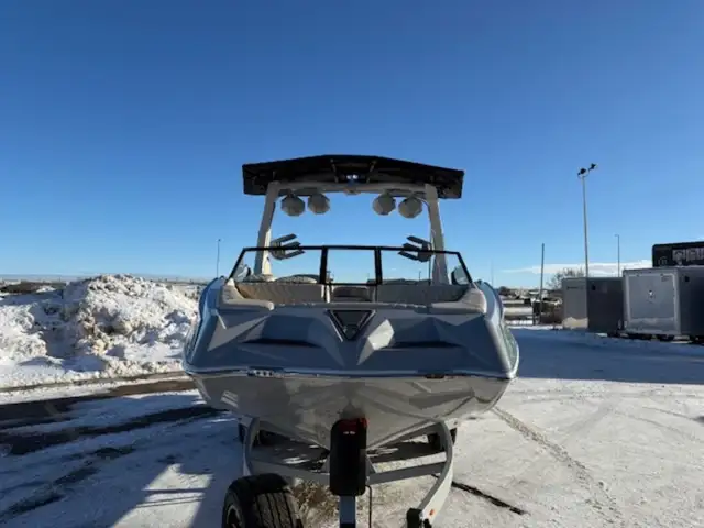 2026 Tige 24RZX in Powerboats & Motorboats in Saskatoon - Image 9