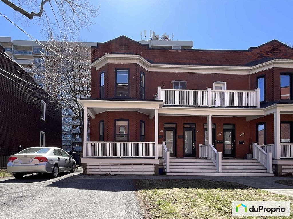 $1,000,000 - Duplex for sale in St-Lambert — photo 1
