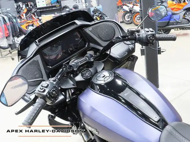 2025 Harley-Davidson FLTRX - Road Glide in Sport Touring in Cambridge - Image 13
