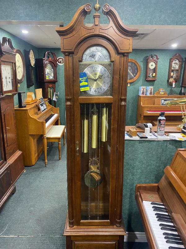 Refurbished Clocks in Arts & Collectibles in Oshawa / Durham Region - Image 3