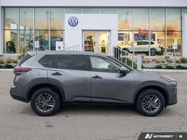2024 Nissan Rogue S | Screen Display | Backup Camera in Cars & Trucks in Abbotsford - Image 7