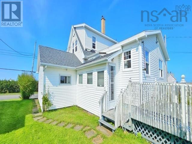236 Wallace Road Glace Bay, Nova Scotia in Houses for Sale in Cape Breton