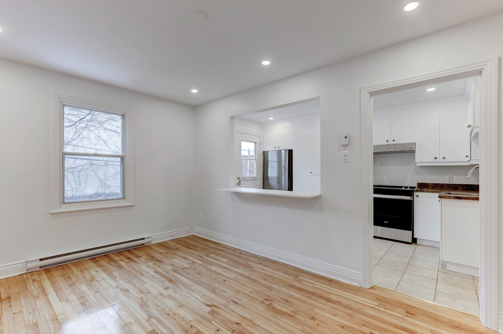 1104 Ave. Argyle — photo 2