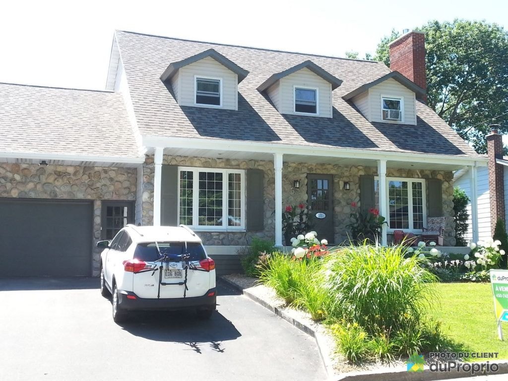 $855,000 - 2 Storey for sale in Sorel-Tracy — photo 1