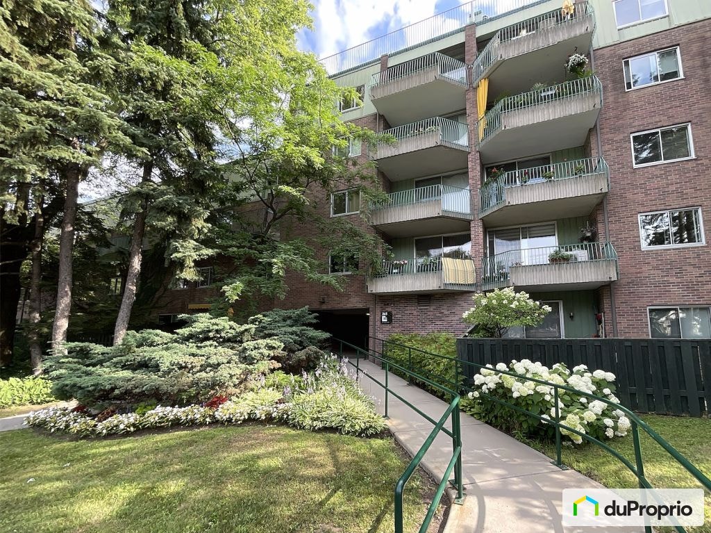$619,000 - Condominium for sale in Longueuil (Vieux-Longueuil) — photo 2