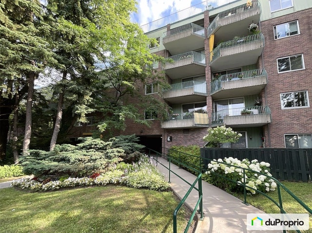 $619,000 - Condominium for sale in Longueuil (Vieux-Longueuil) — photo 2
