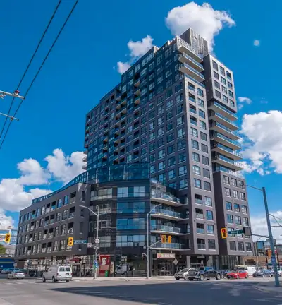 NEWLY BUILT 1 Bedroom Condo in Central Downtown Kitchener!