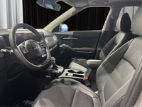 NAVIGATION SYSTEM, SATELLITE RADIO, HEATED SEATS, HEADS UP DISPLAY, POWER SEATS, CRUISE CONTROL, AIR... (image 8)