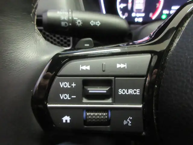 HONDA CIVIC 2025 SPORT EDITION TOIT OUVRANT SIEGES + VOLANT CHAU in Cars & Trucks in Lévis - Image 10