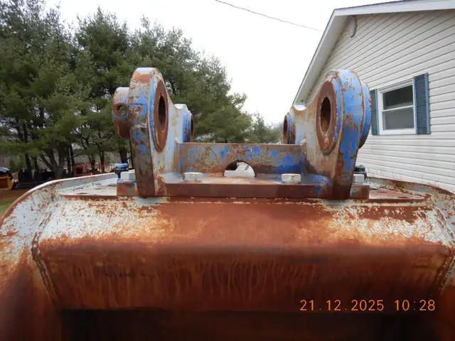 TERMINATOR TX750 75,000 ft-lb  QUARRY-DEMOLITION HAMMER/BREAKER in Heavy Equipment in City of Halifax - Image 35